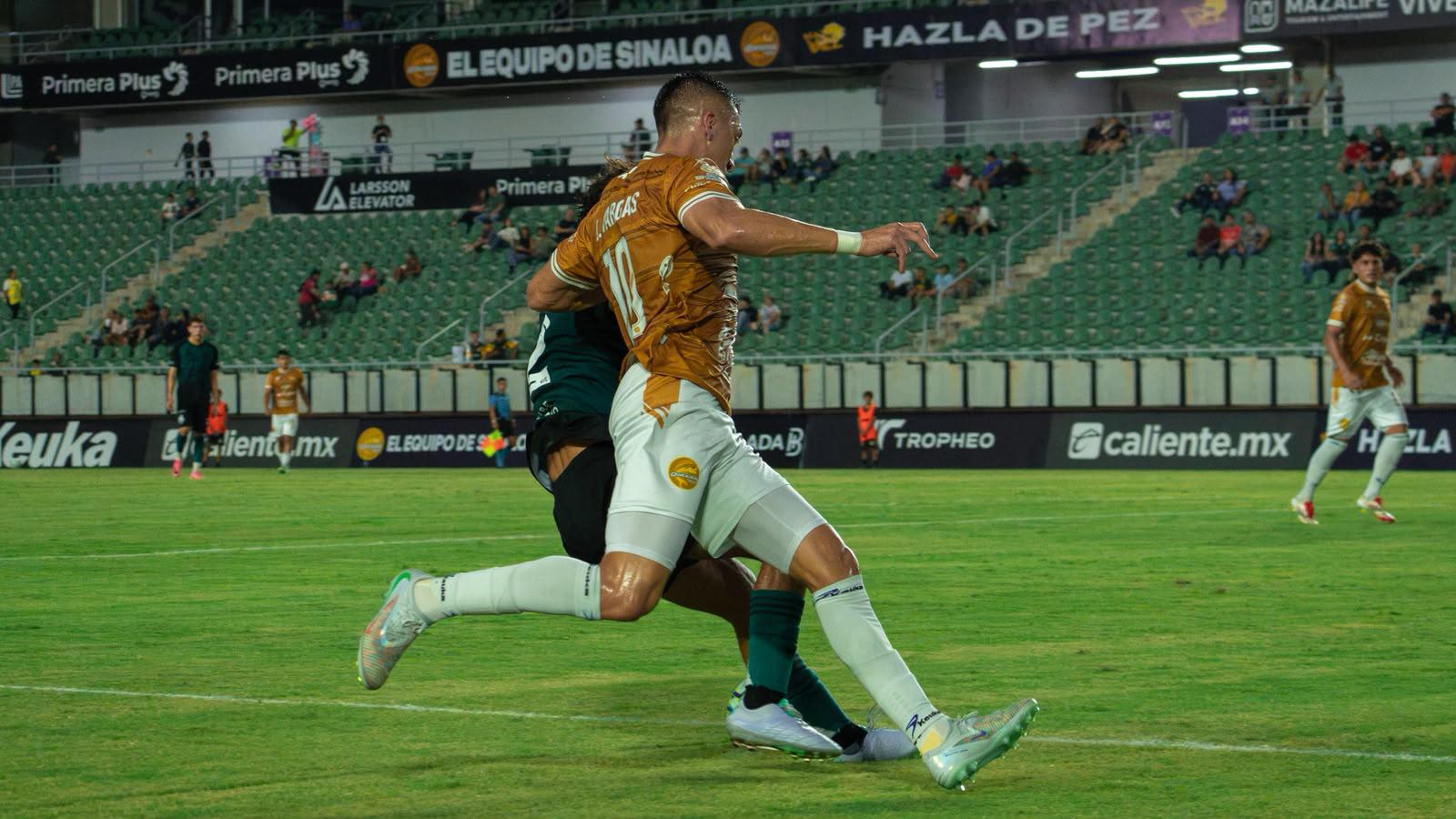 $!Fue un partido complicado, se nos complicó demasiado: Luis Orozco