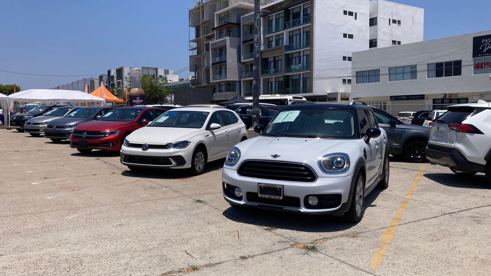 $!Realizan Feria de Seminuevos en Mazatlán con ofertas y financiamiento accesible en autos