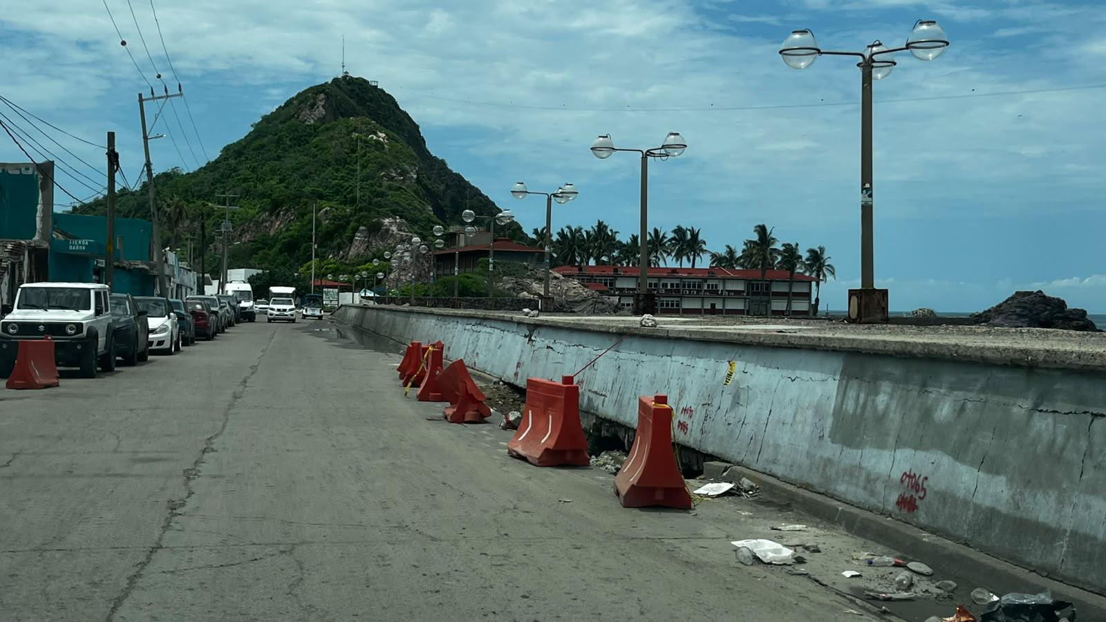 $!Cierran el acceso al Faro de Mazatlán por altas temperaturas
