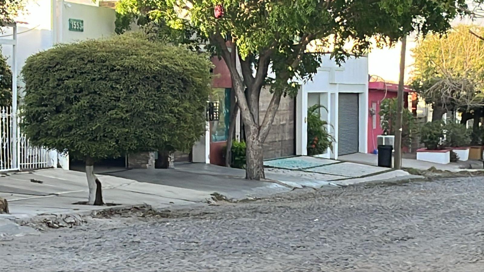 $!Atacan a balazos dos viviendas en la colonia 10 de Mayo, en Culiacán