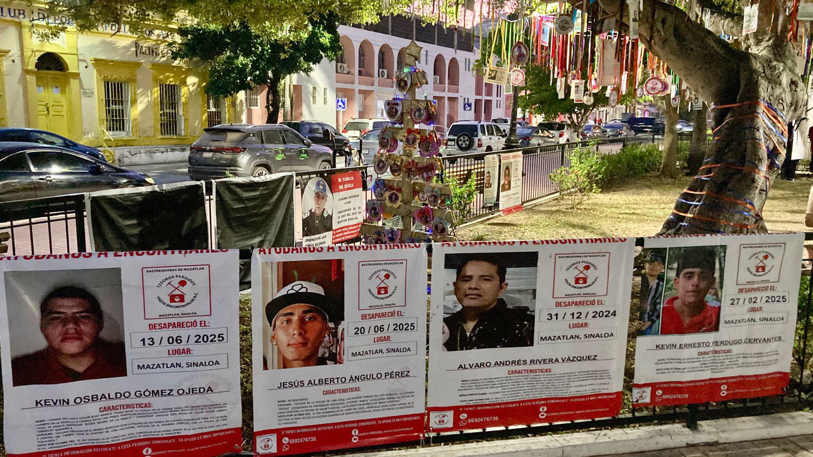 $!Realizan velada para personas desaparecidas en Mazatlán