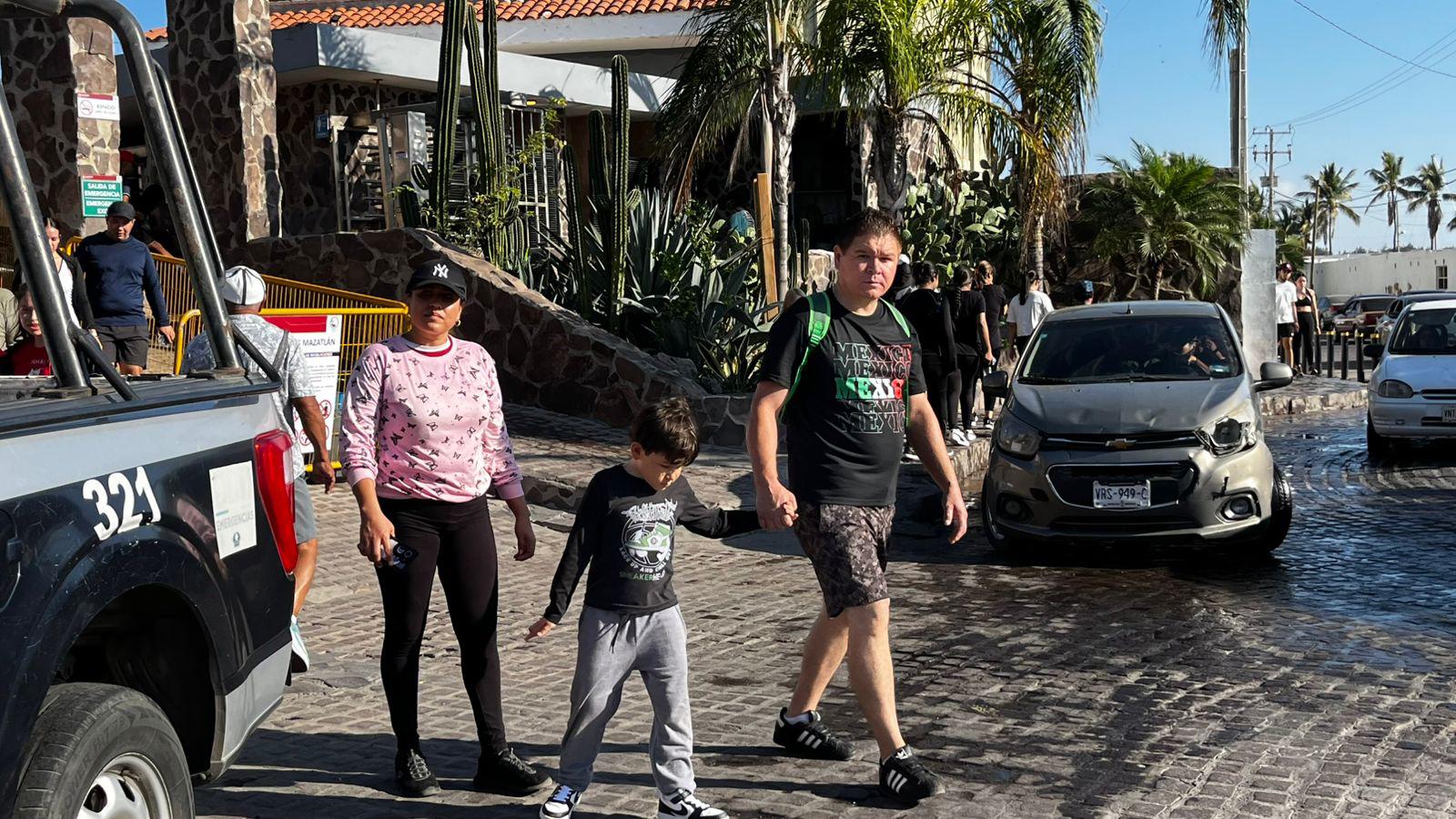 $!Faro de Mazatlán registra alta afluencia en el inicio de la primavera