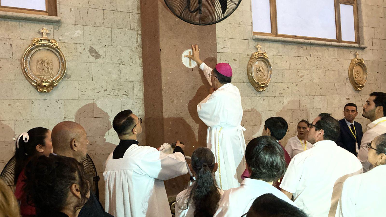 $!Consagra Joseph Spiteri el Templo de la Vera Cruz en Mazatlán