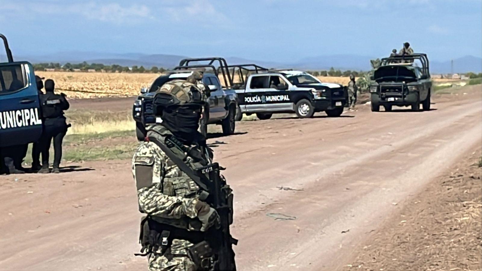 $!Hallan segundo cuerpo envuelto en plástico en zona agrícola de Navolato