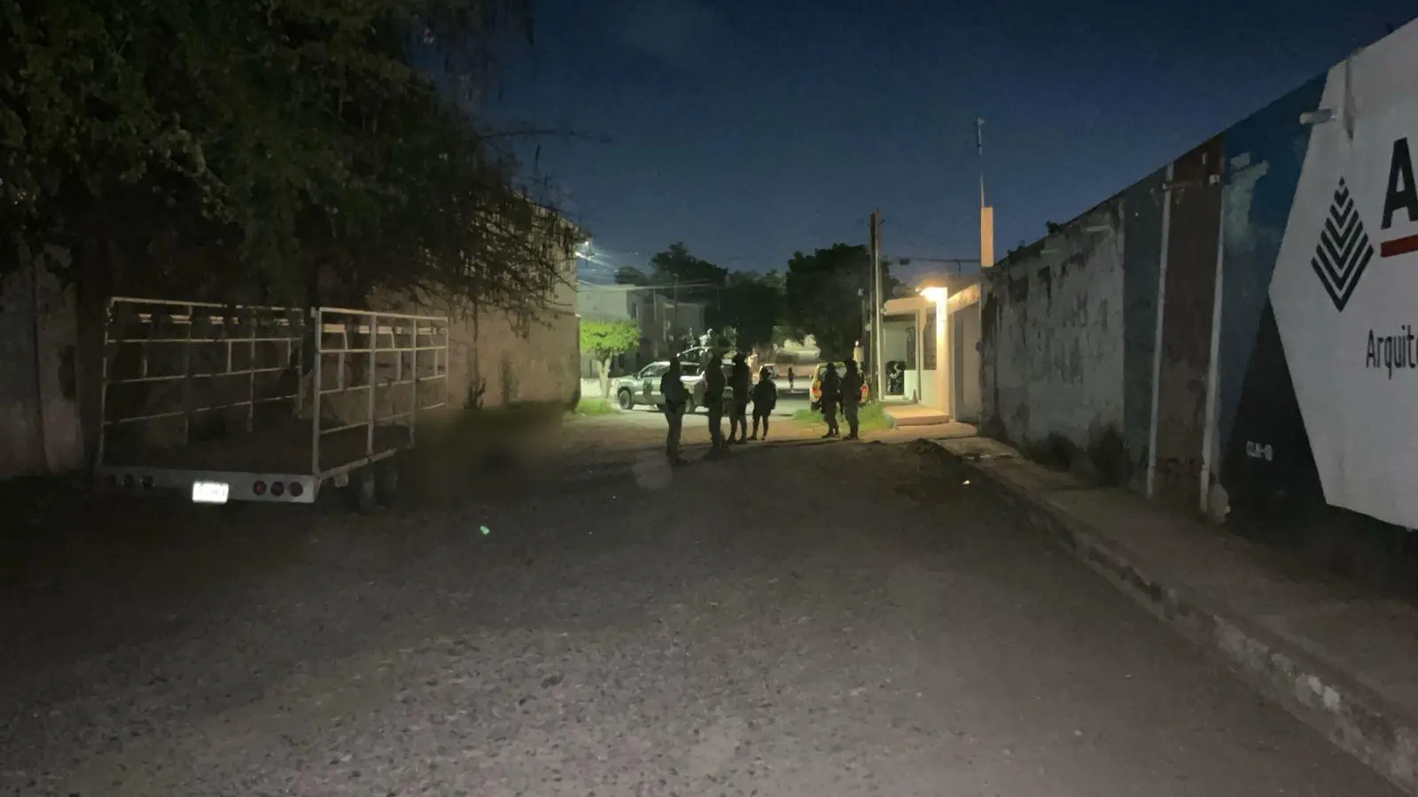 $!Hallan a una mujer asesinada y envuelta en plástico en El Palmito, Culiacán