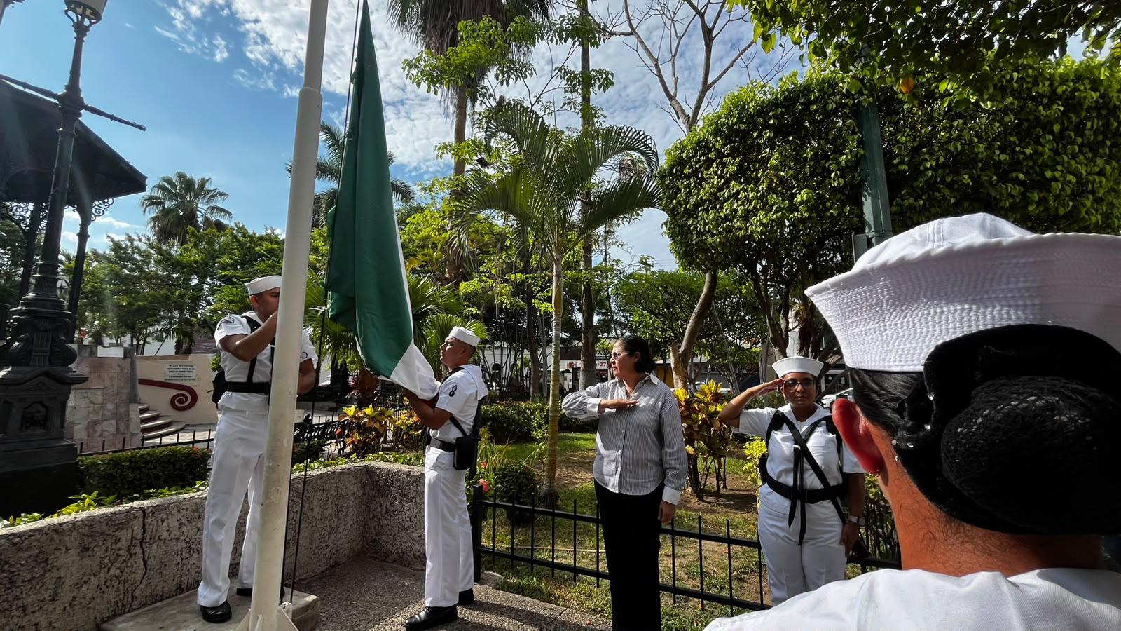 $!Rememoran Gobierno de Mazatlán a Benito Juárez en su 154 aniversario luctuoso