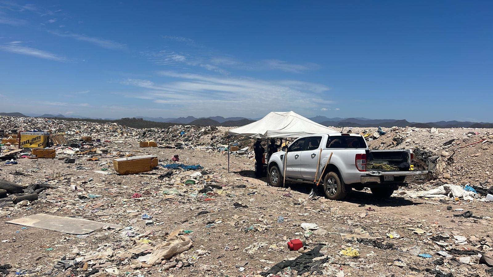$!Hallan a dos hombres asesinados dentro del Basurón Municipal de Culiacán