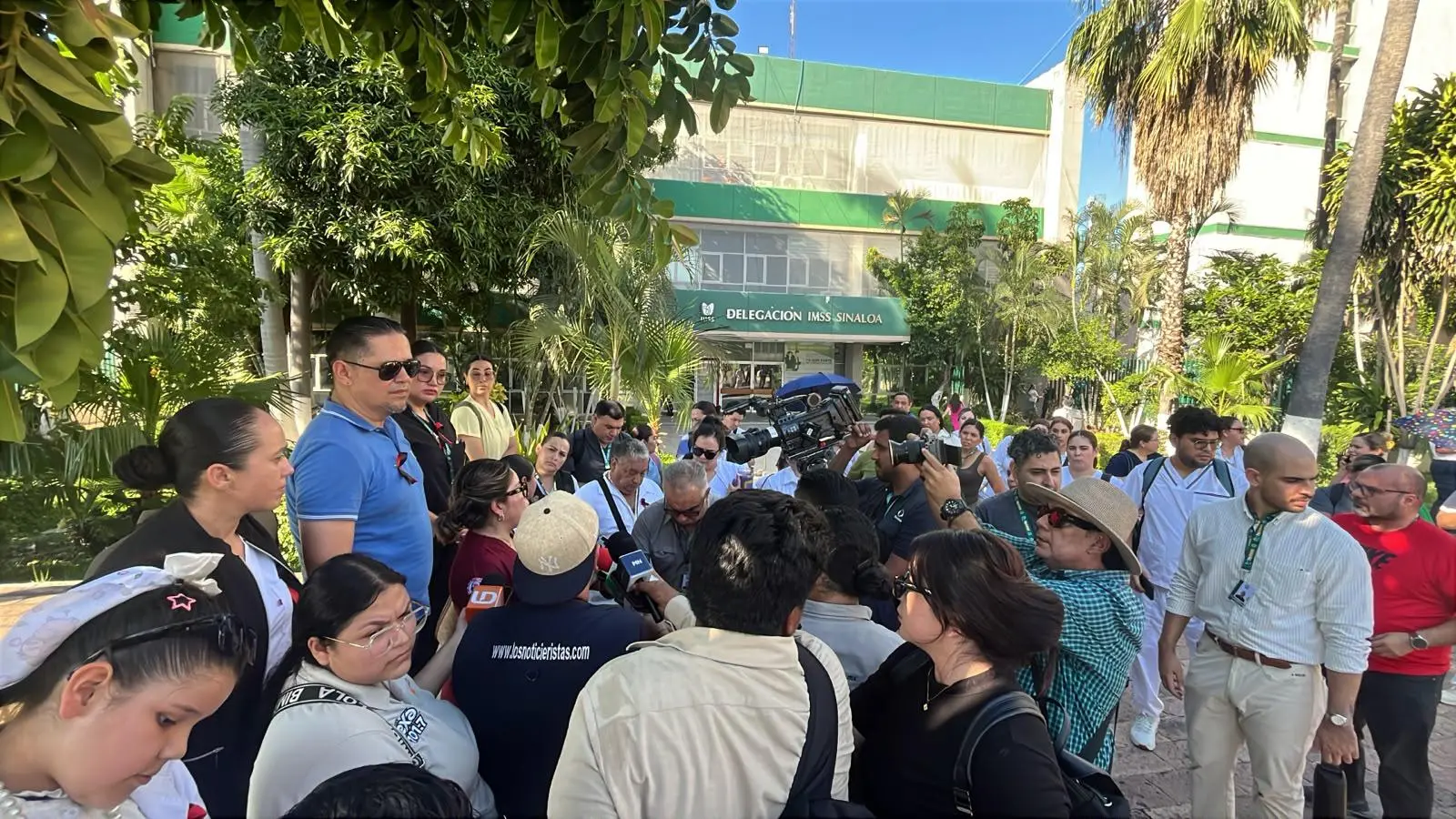 $!Rechazan trabajadores del IMSS aumento salarial de 2.9% y exigen mejoras laborales