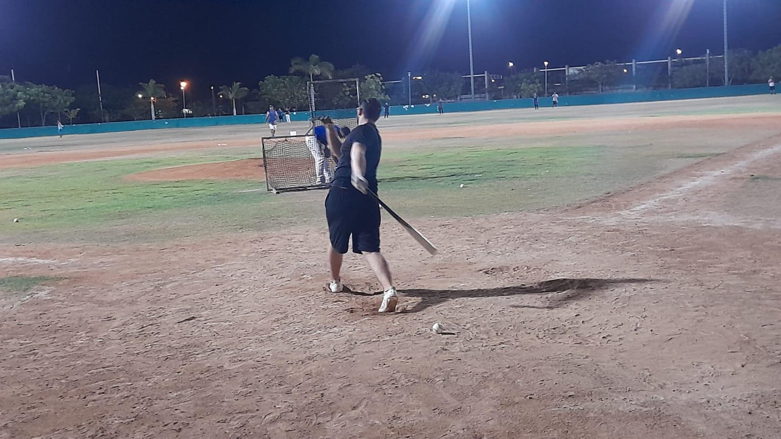 $!¡Guerra civil! Mazatlán choca con Culiacán en arranque de Estatal de Beisbol