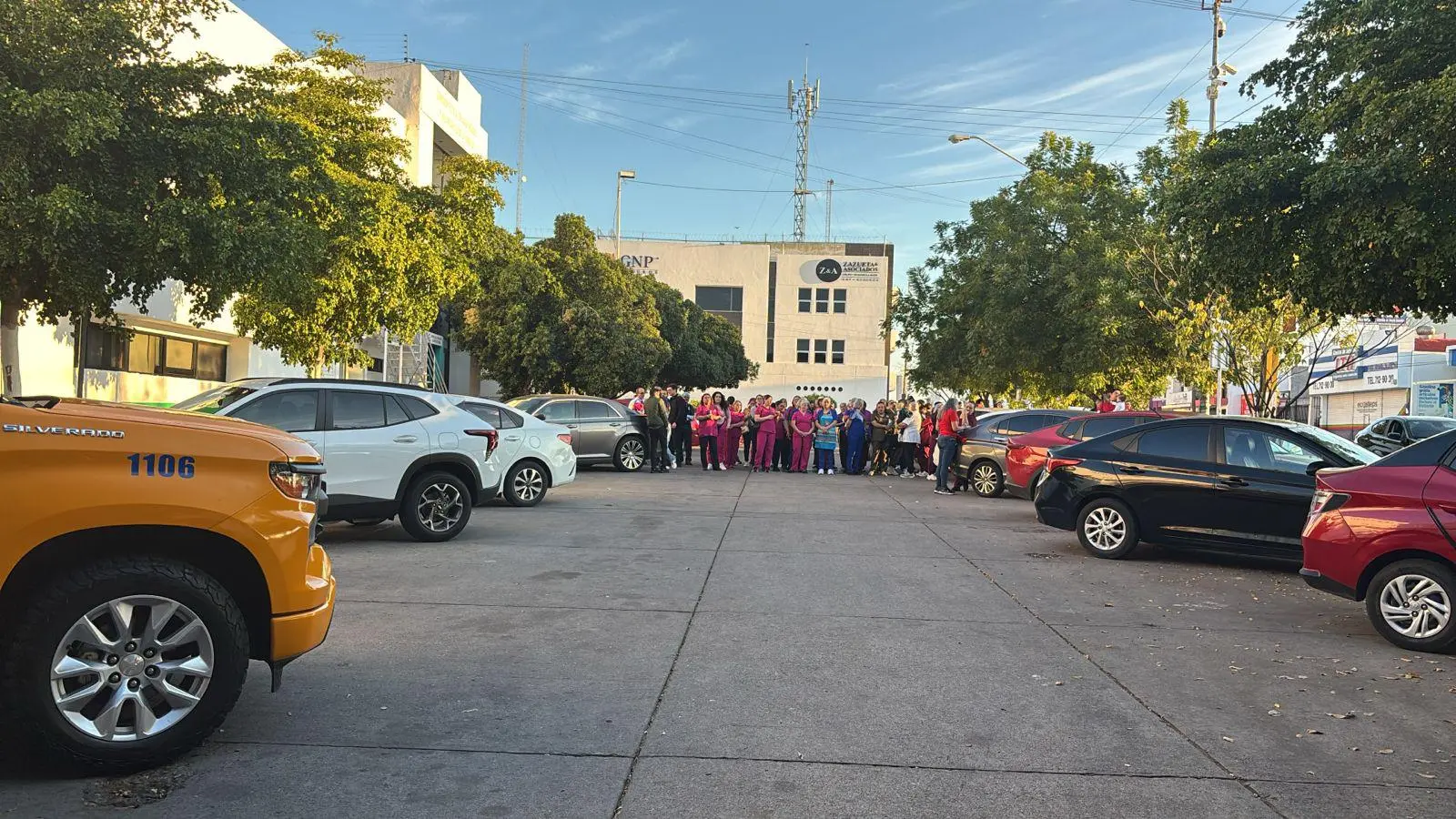 $!Por presunta fuga de gas, suspende actividades guardería del STASE en Culiacán