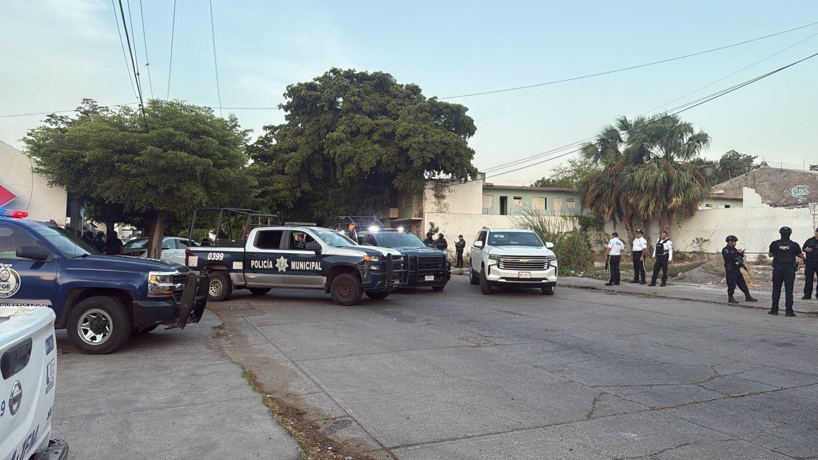 $!Hieren a balazos a tres elementos de la Policía Municipal en Culiacán
