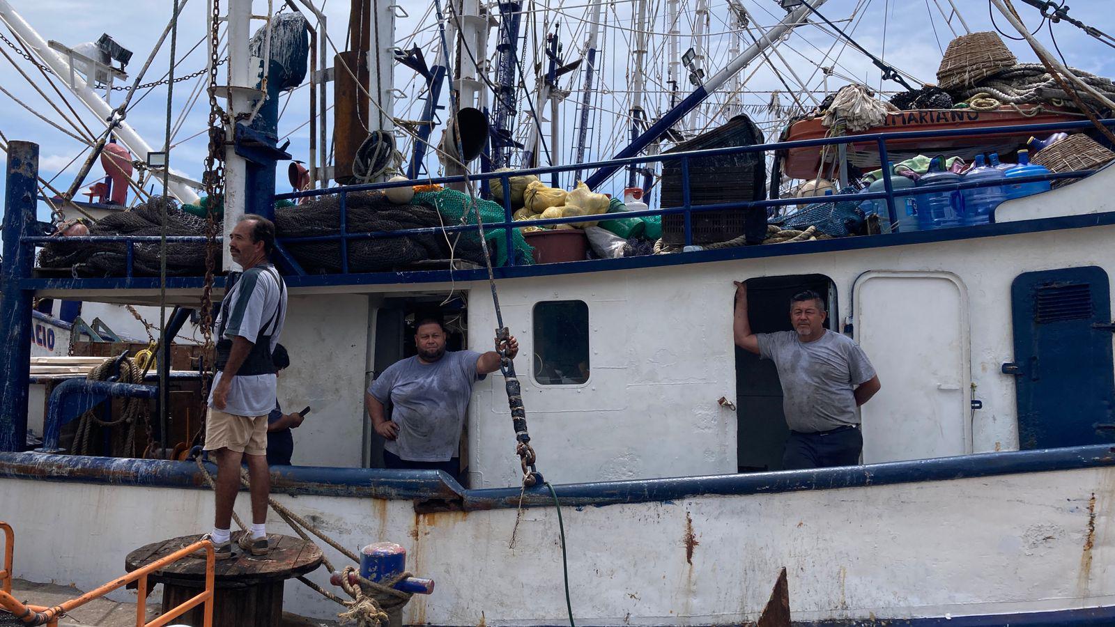 $!Camaroneros realizan pruebas de motor y refrigeración, a dos semanas de iniciar capturas