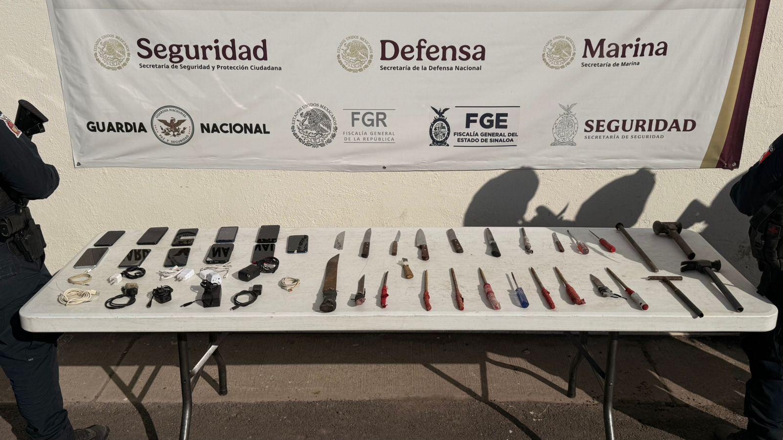 $!Revisan penal de Aguaruto; aseguran celulares, puntas y armas improvisadas