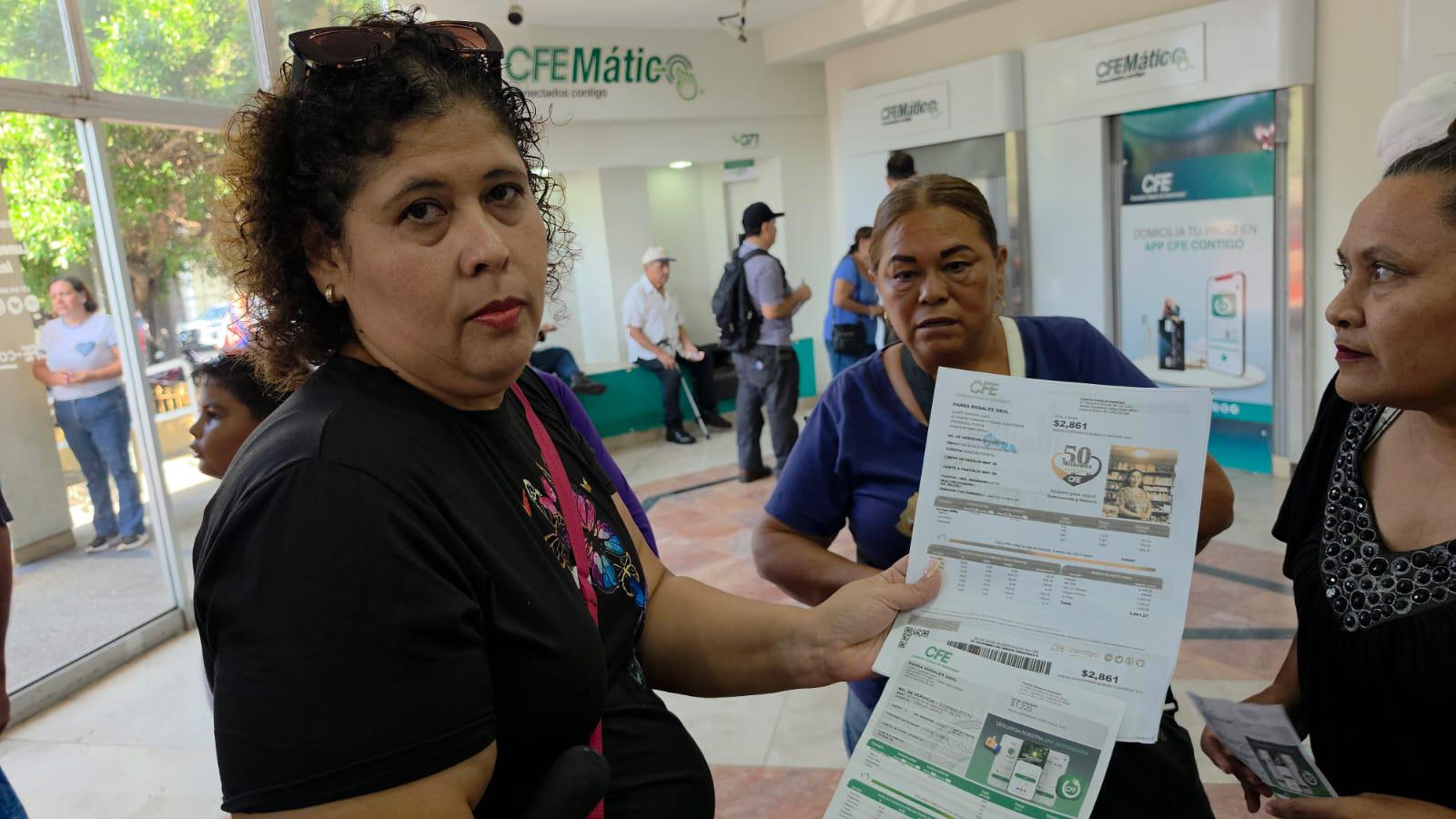 $!Protestan por altos cobros en la CFE Mazatlán