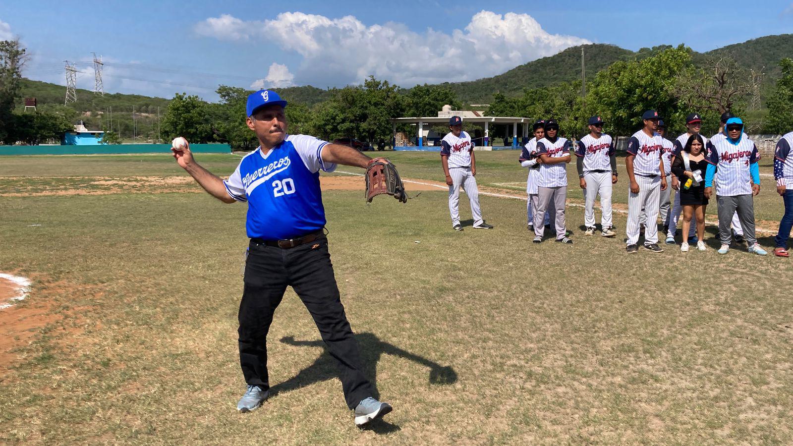 $!Reconocen a deportistas sindicalizados en Liga STASAM