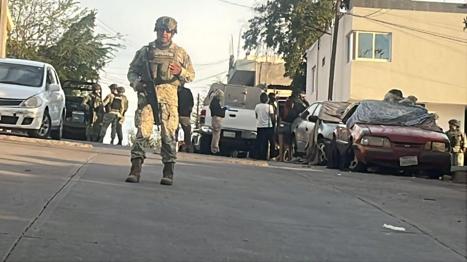 $!Matan a una mujer y dejan un hombre herido en la colonia República Mexicana, en Culiacán