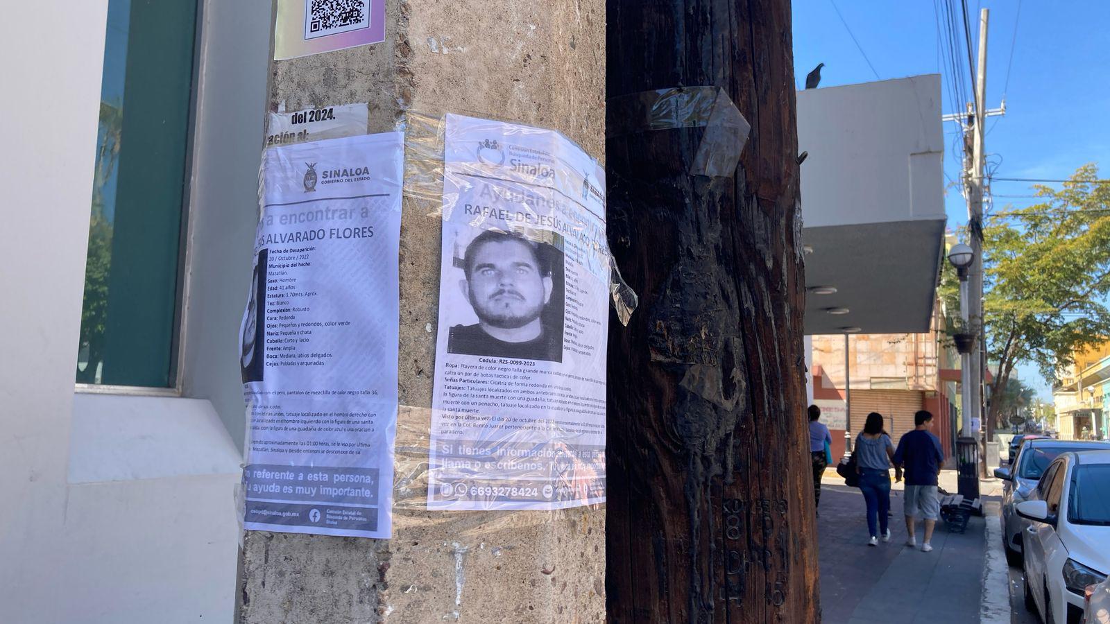 $!En postes, paredes y estructuras de teléfonos, se refleja la crisis sobre personas desaparecidas en Mazatlán