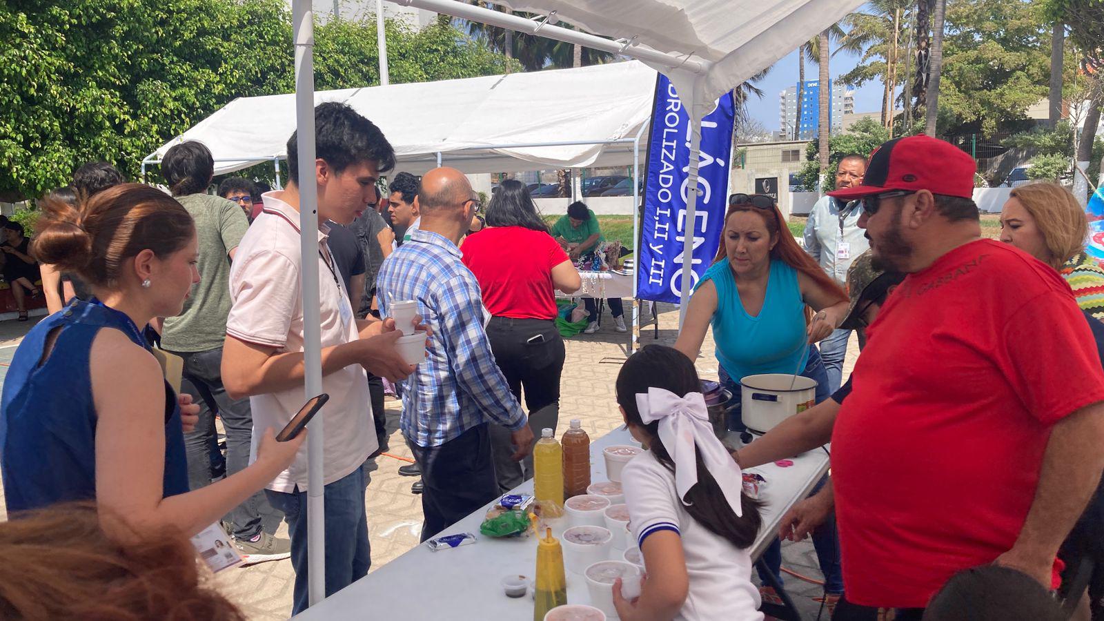 $!Conapesca impulsa el consumo de productos del mar con el Mercado Azul en Mazatlán