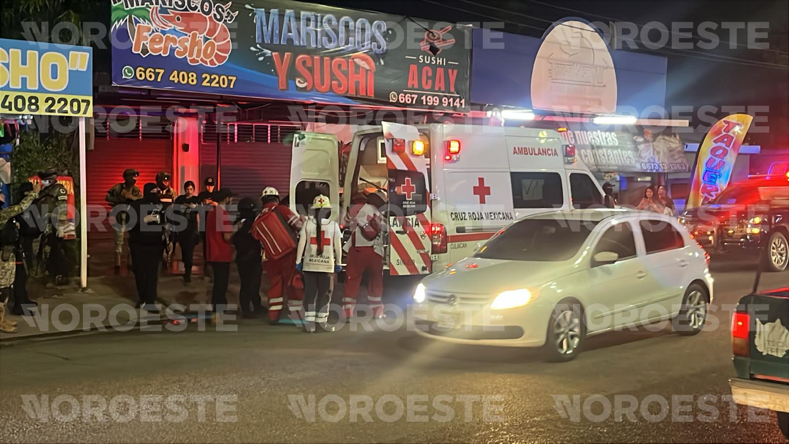 $!Atacan a balazos a una mujer frente a plaza comercial de Barrancos, en Culiacán