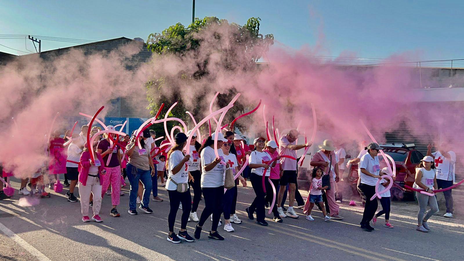 $!Realizan en Escuinapa caminata ‘Píntate de Rosa’ por el Día Internacional de la Lucha contra el Cáncer de Mama