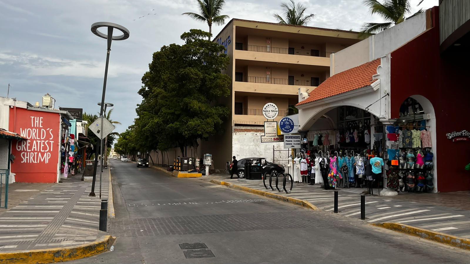 $!Mazatlán ‘en silencio’ previo al inicio del encuentro entre México y Ecuador