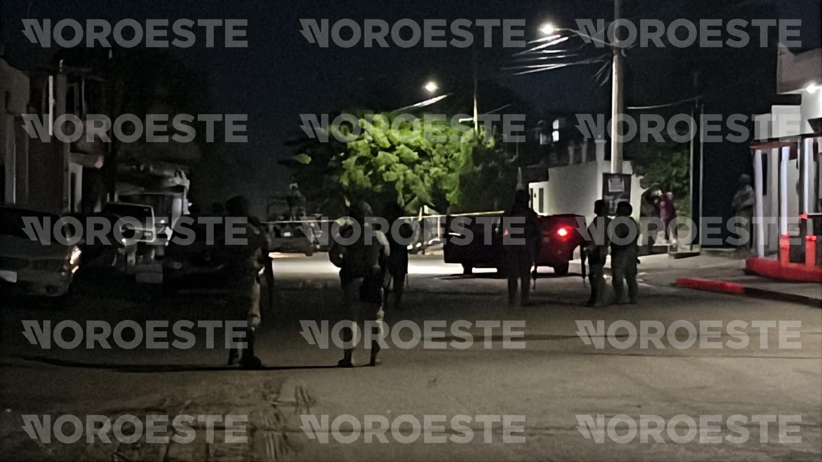 $!Disparan contra una casa y un auto en la colonia Díaz Ordaz, en Culiacán