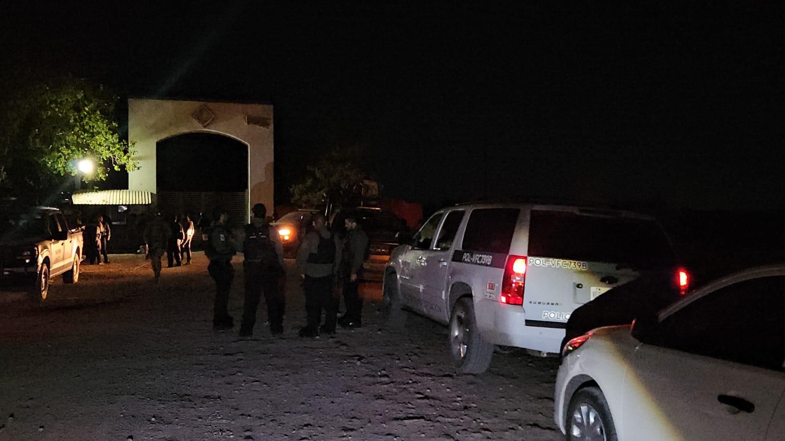 $!Hallan a 3 hombres asesinados a balazos en Campo Santa Cecilia, en Villa Juárez