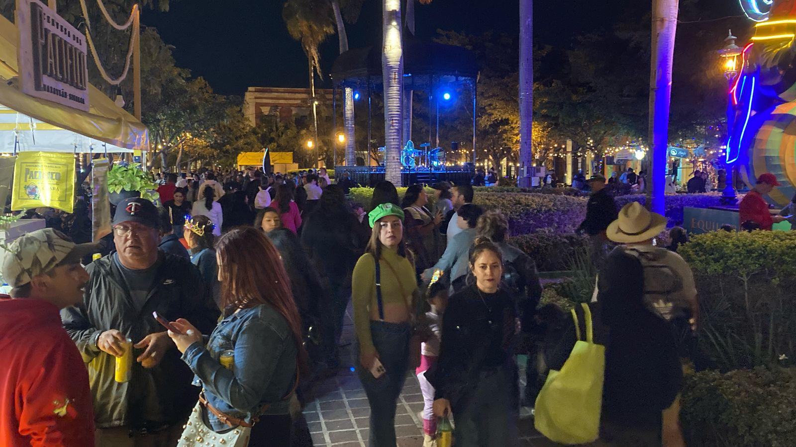 $!En el último día del Carnaval, la Plazuela Machado vuelve a brillar