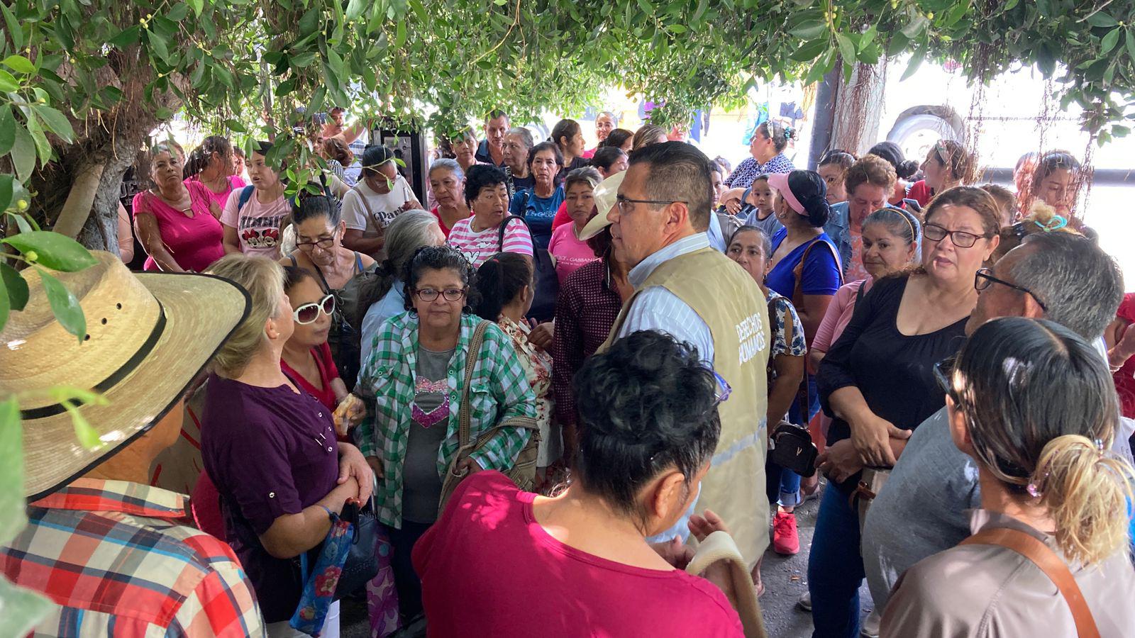 $!Exigen desplazados vecinos del fraccionamiento CVive en Mazatlán acceso a energía eléctrica y agua potable