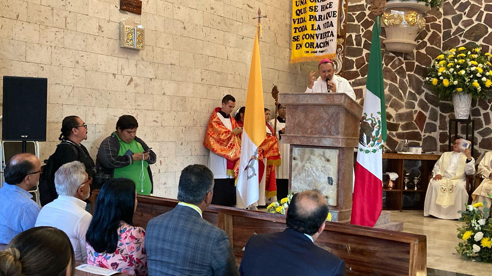 $!Consagra Joseph Spiteri el Templo de la Vera Cruz en Mazatlán