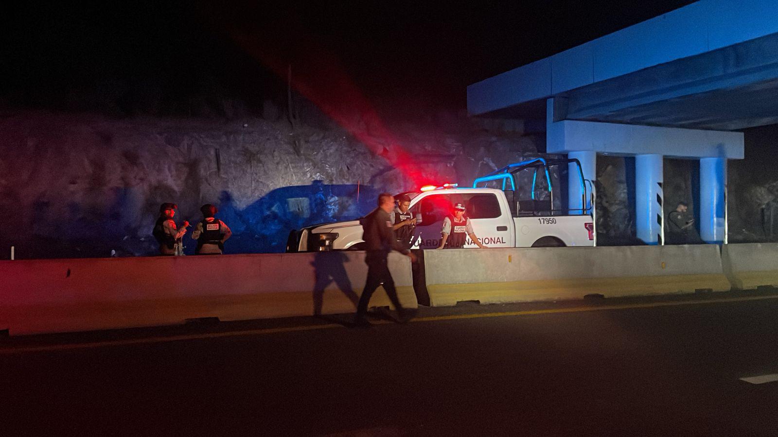 $!Dejan a dos hombres colgados por el puente de Caimanero, en Mocorito