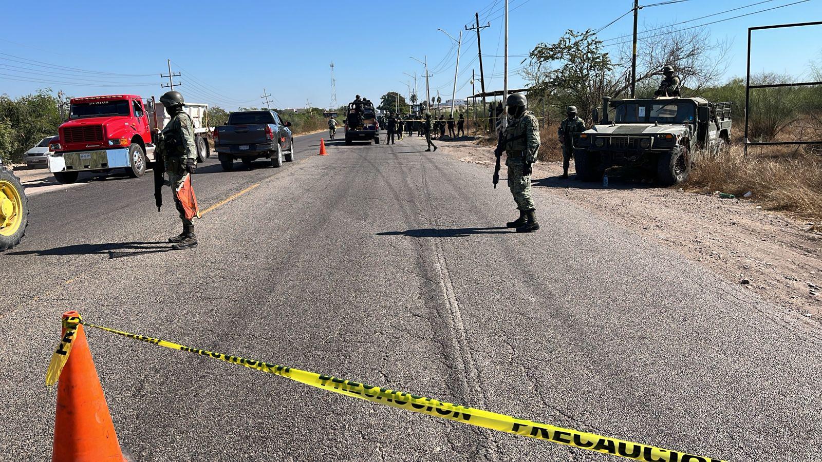 $!Hallan un cuerpo envuelto en cobijas por la entrada a Costa Rica, al sur de Culiacán