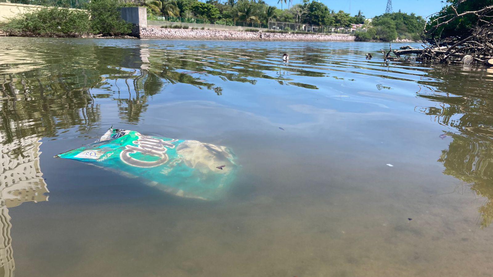 $!Recibe zona de Cerritos, en Mazatlán, descargas de aguas residuales
