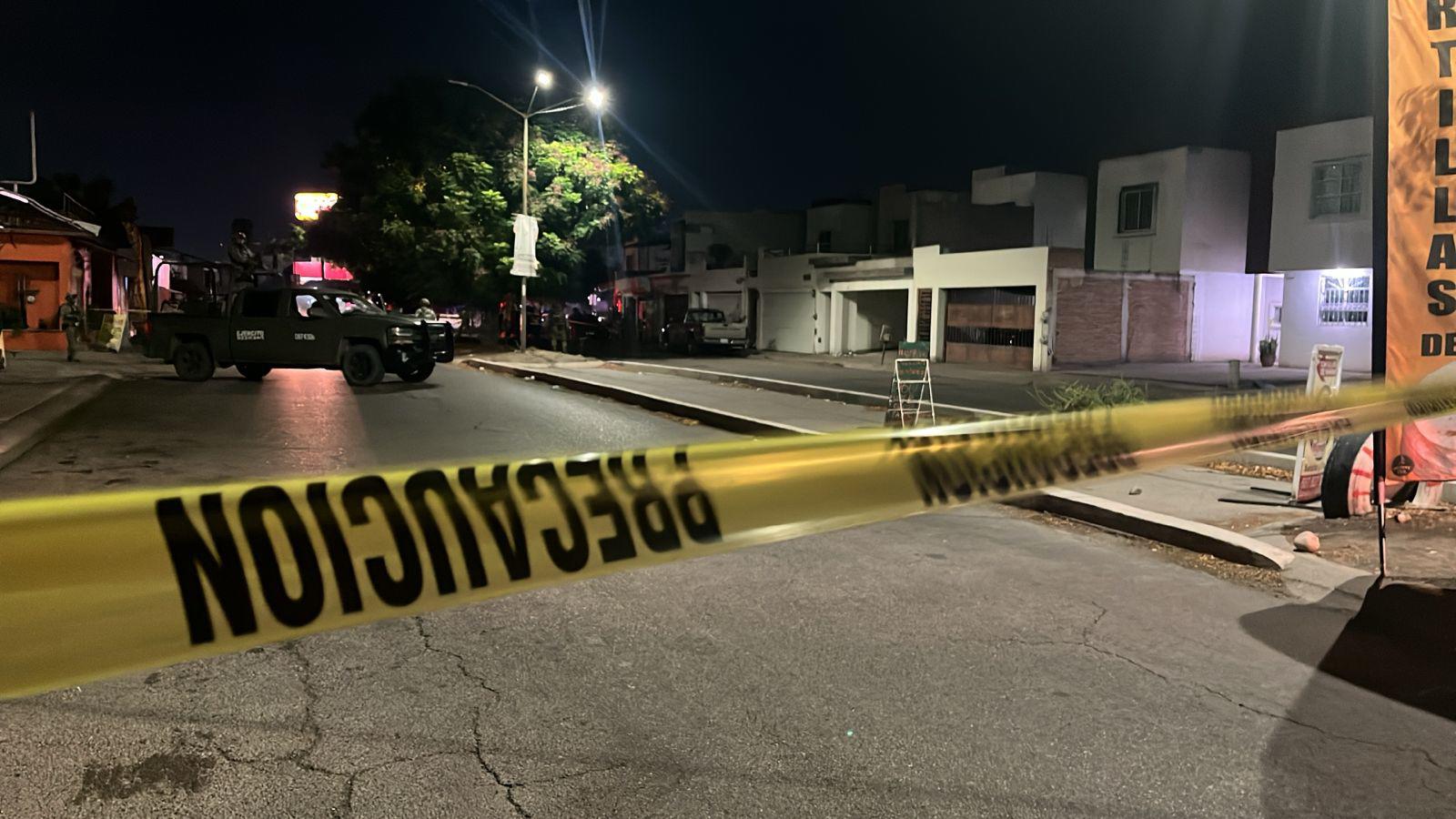 $!Asesinan a balazos a un hombre a bordo de una camioneta en Hacienda La Mora, en Culiacán