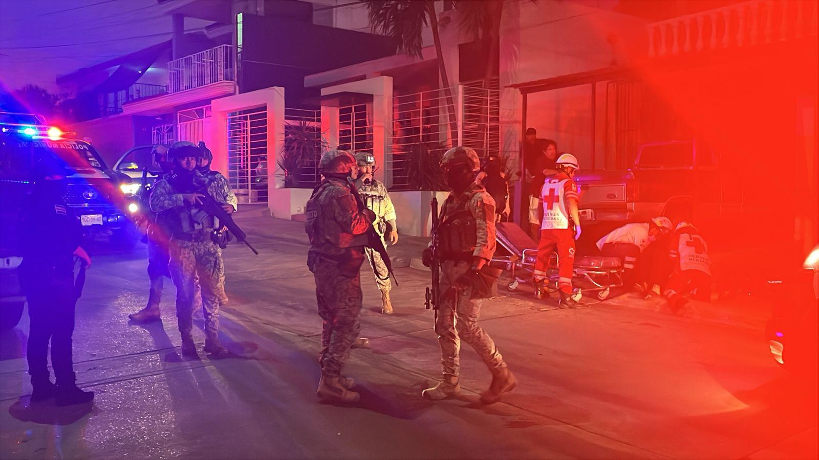 $!Atacan a balazos a un hombre en el sector Los Pinos, en Culiacán