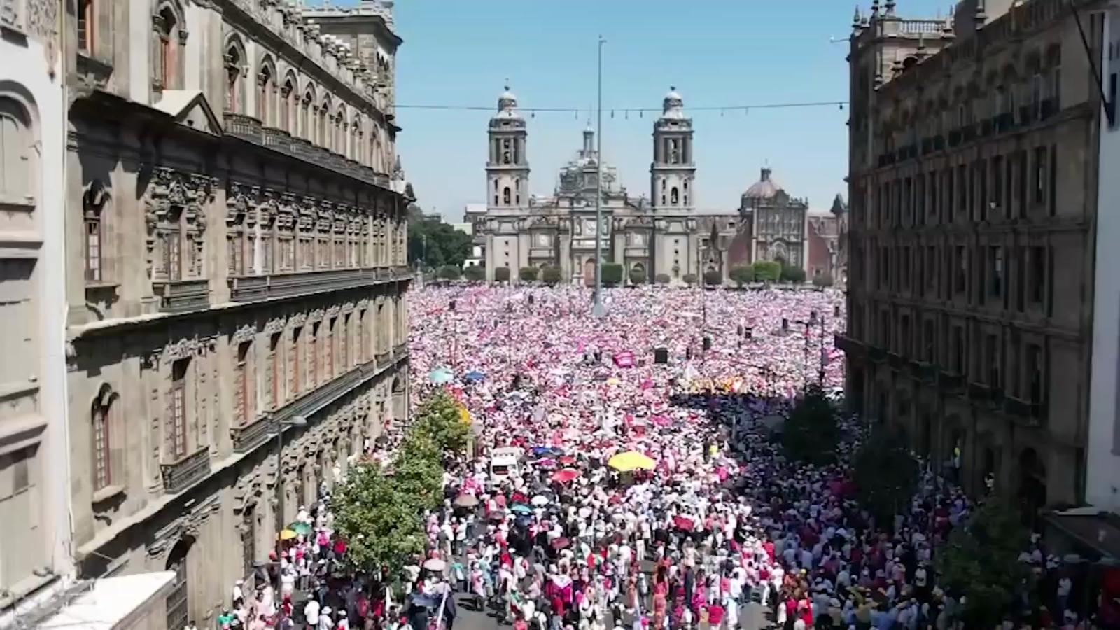 $!La Marea Rosa exigiendo el cambio 2023.