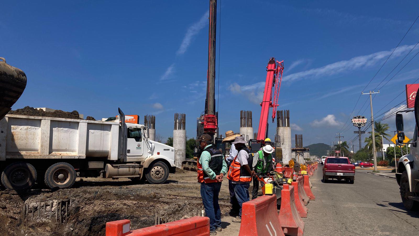 $!Tras casi 70 días de su inicio, obra del paso superior vehicular México 15 y Pérez Escobosa muestra gran avance