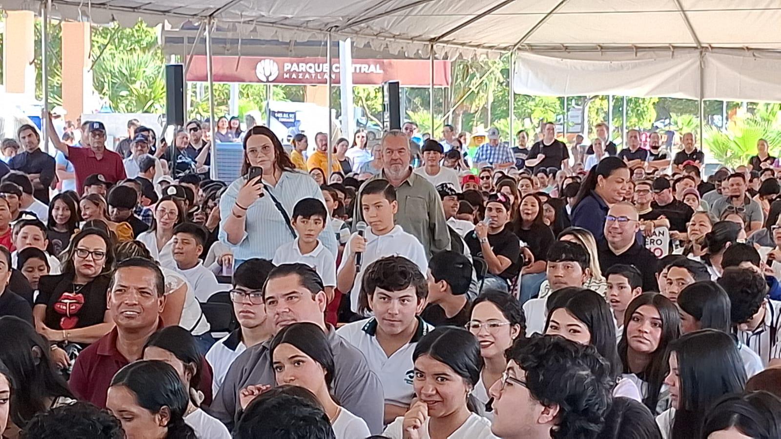 $!Inauguran el Sendero de Paz de Parque Central en Mazatlán