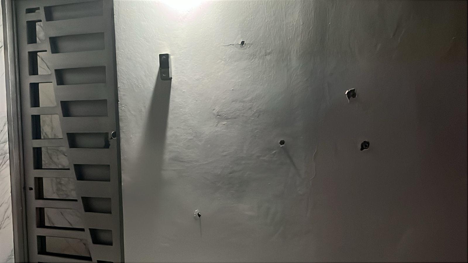 $!Vandalizan y balean un domicilio en la colonia Emiliano Zapata, en Culiacán