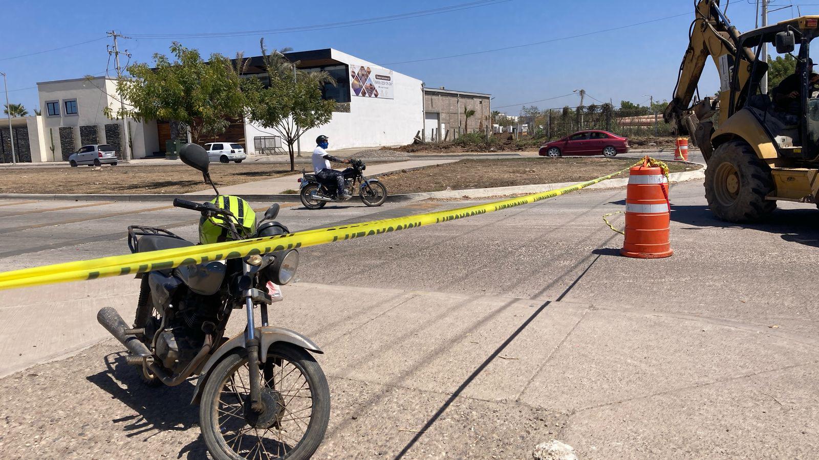 $!Desvío de tráfico por el puente vial en la Colosio, genera accidentes y molestia, en Mazatlán