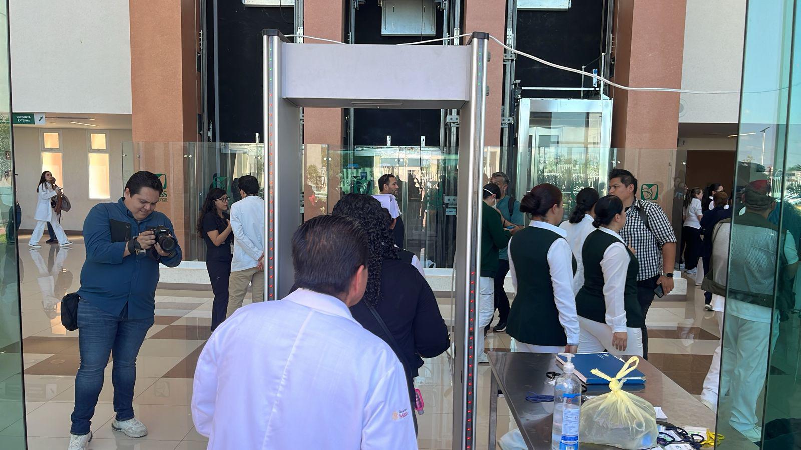 $!Secretaría de Salud anuncia nuevos protocolos tras protesta de médicos en Hospital General de Culiacán