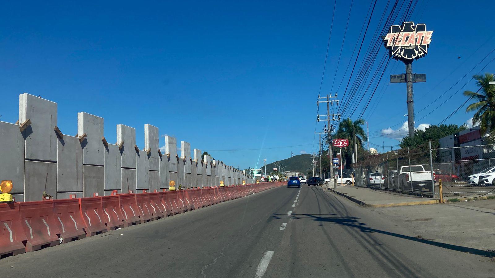 $!Avanza colocación de trabes en el Paso Vehicular de la Pérez Escobosa, en Mazatlán; quedará lista este lunes