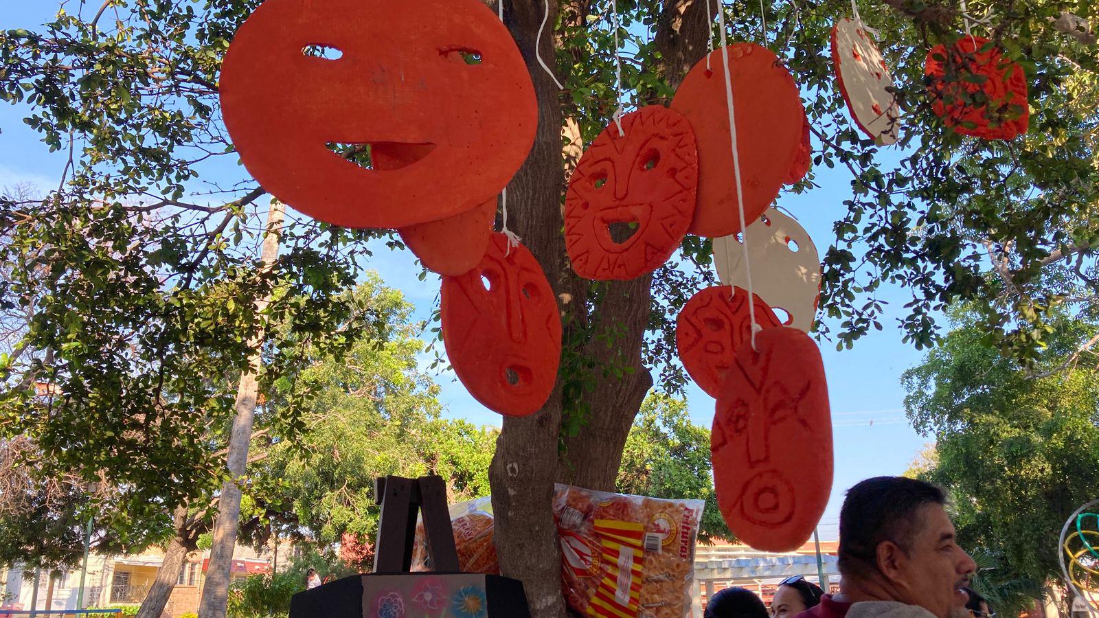 $!Celebran estudiantes y docentes de Cobaes comunidad Las Iguanas, Festival y kermés con causa en Mazatlán