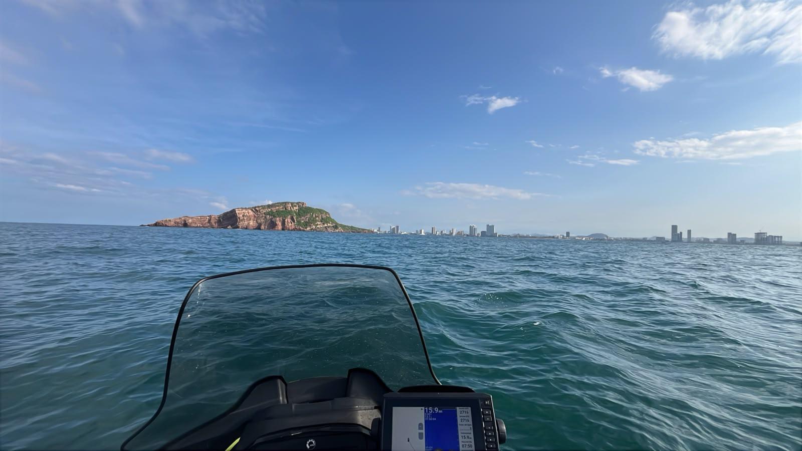 $!Desaparece joven de Toluca en playas de Mazatlán; autoridades mantienen búsqueda