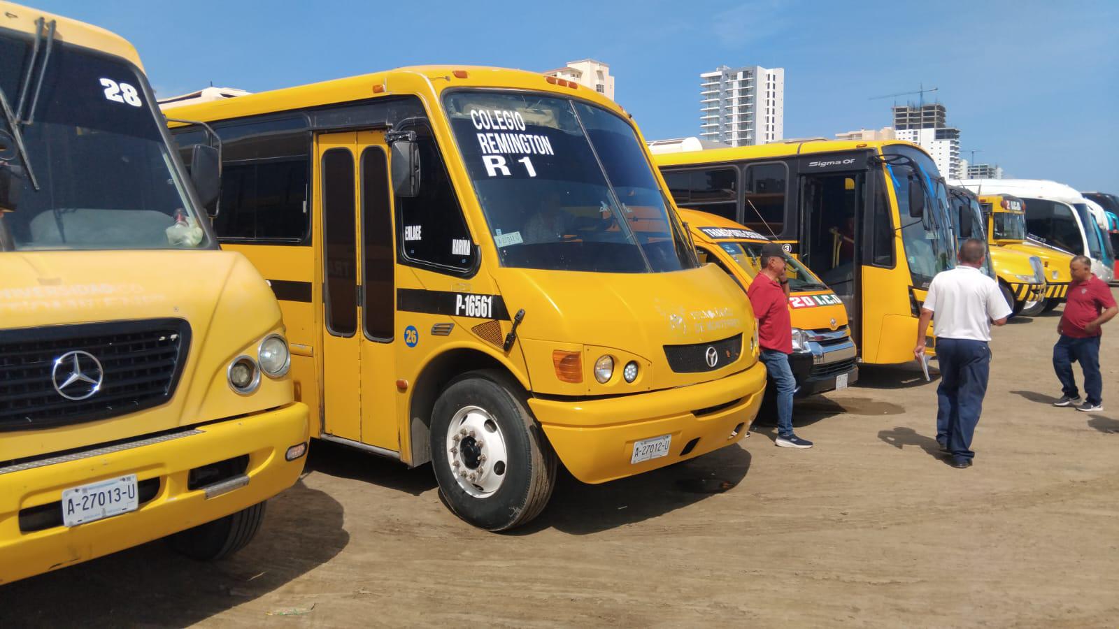 $!Inicia Vialidad y Transporte inspección integral de camiones escolares en Mazatlán