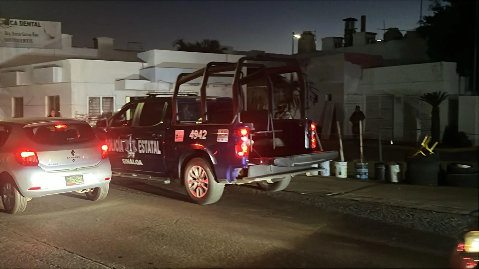 $!Atacan a balazos a hombre en gasolinera de la colonia Chulavista, en Culiacán