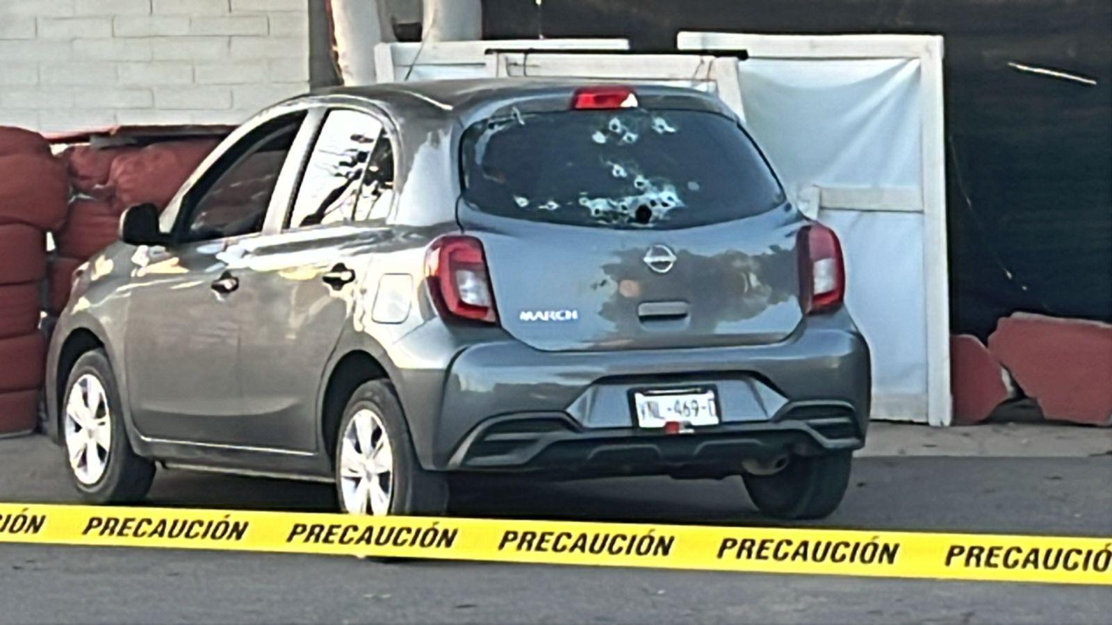 $!Balacera en Culiacán deja una mujer muerta y dos heridos en la calzada Aeropuerto