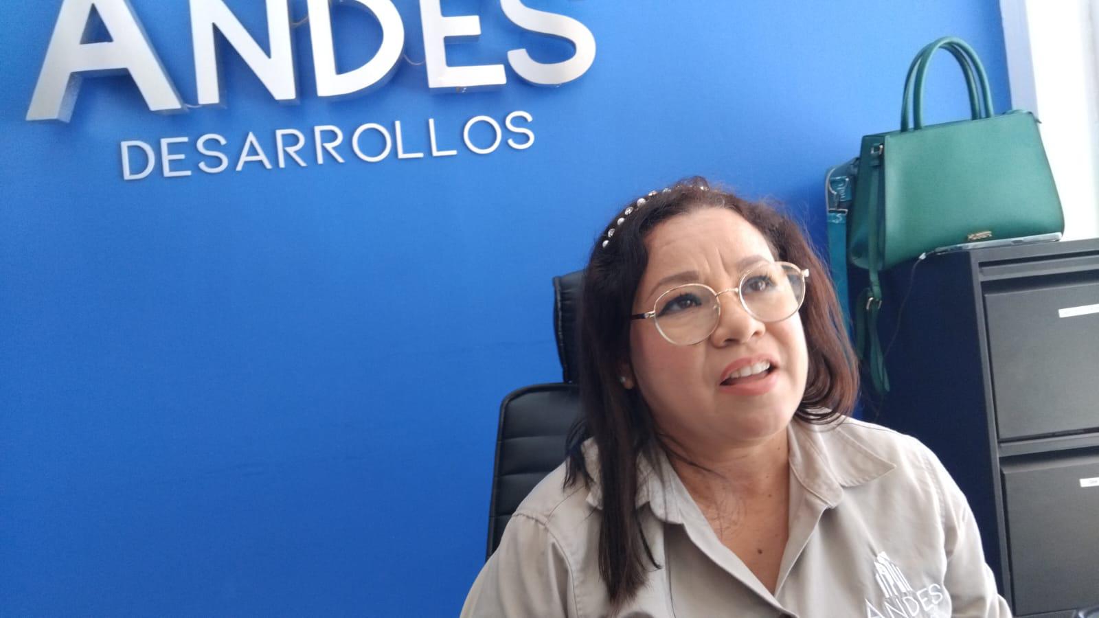 $!Inundaciones por lluvias afectan negocios de la avenida Cruz Lizárraga, en Mazatlán, lamentan locatarios