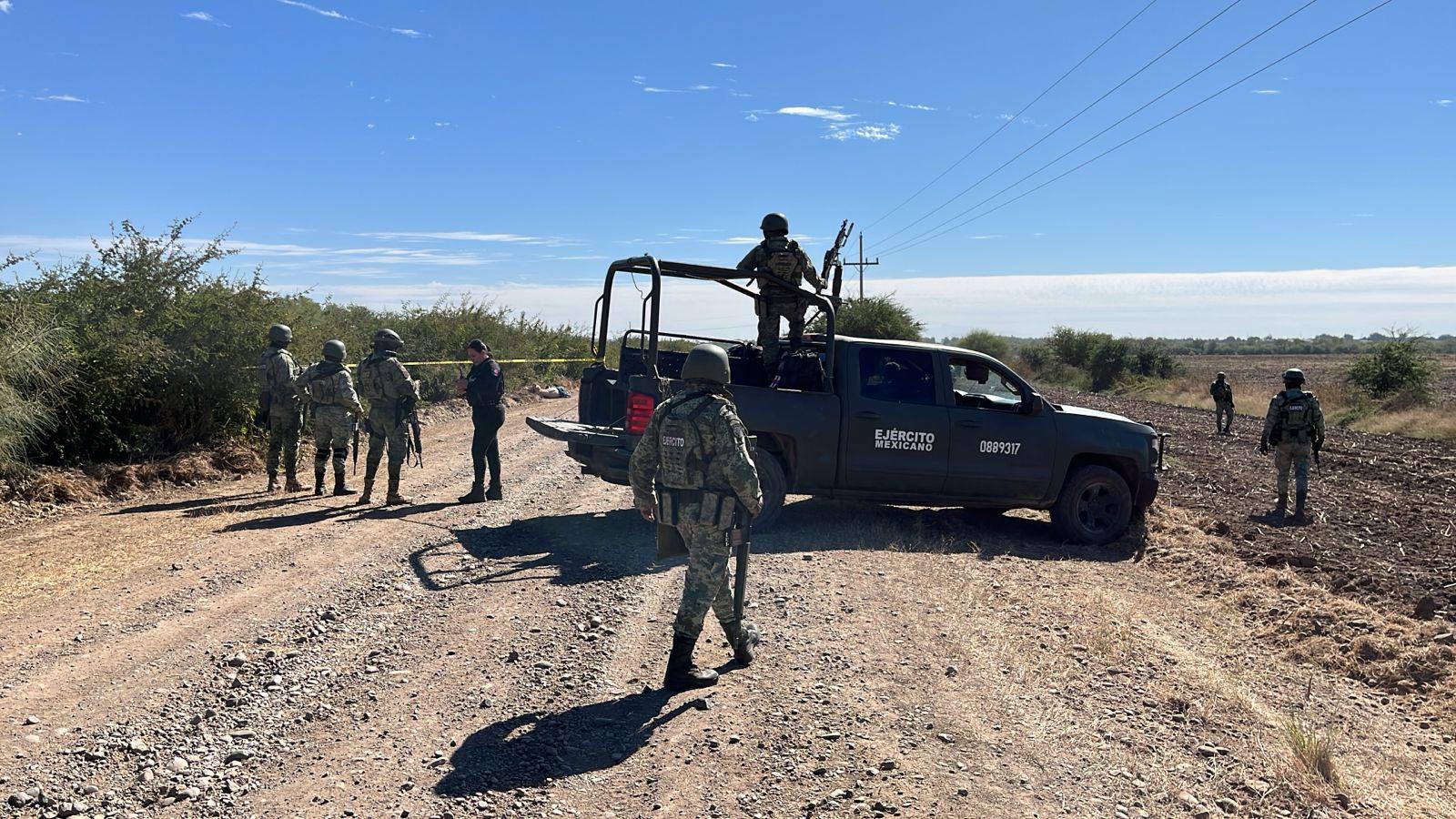 $!Hallan otro cadáver envuelto en un cobertor en la zona rural al sur de Culiacán