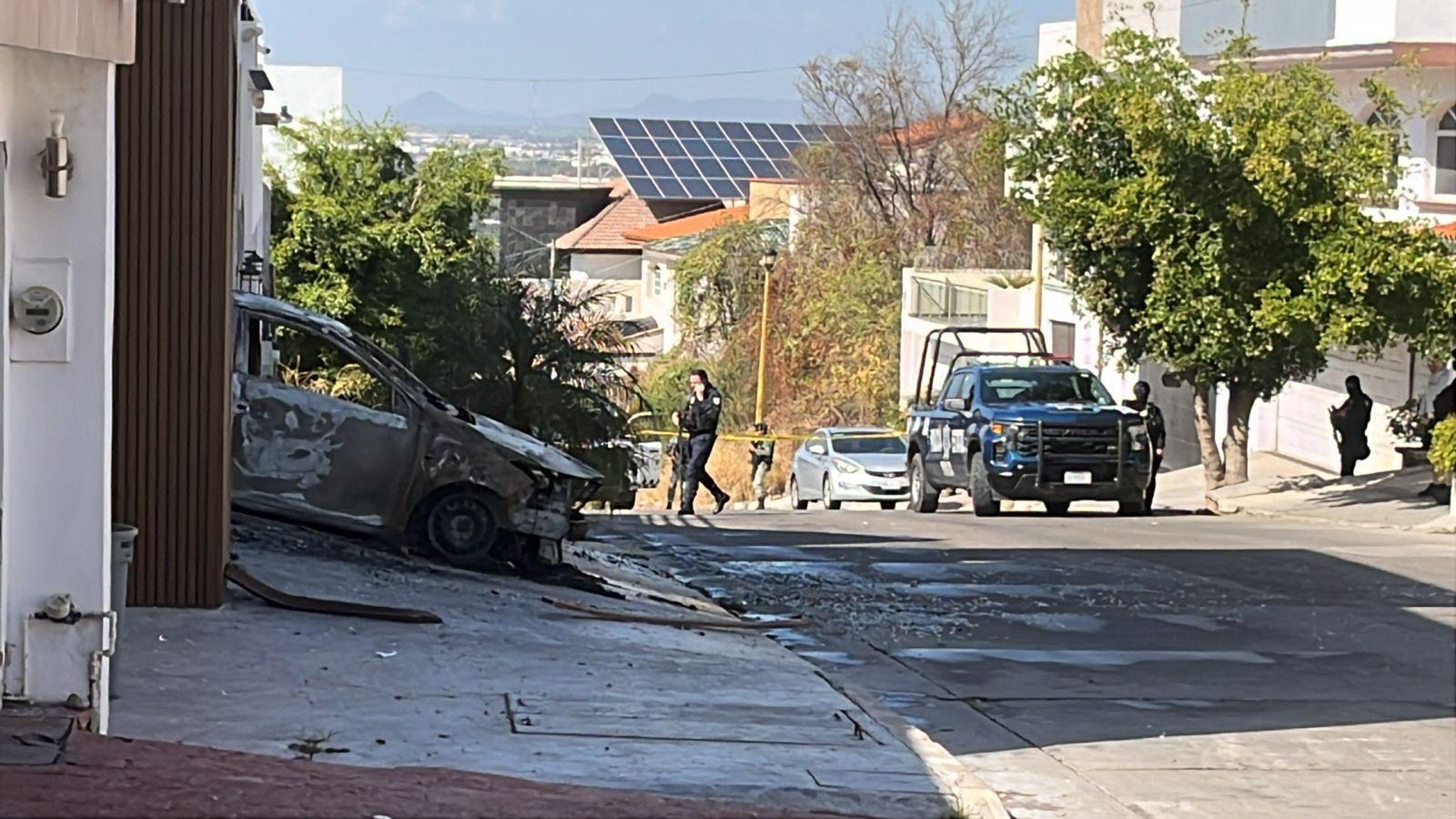 $!Balean e incendian otra vivienda en la colonia Colinas de San Miguel, en Culiacán